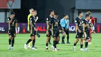Jan Olde Riekerink Heran Tidak Ada VAR di AFC Challenge League Setelah Dewa United Diimbangi Klub Kamboja